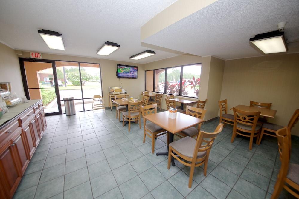 Quality Inn St Augustine Outlet Mall Сейнт-Огастін Екстер'єр фото